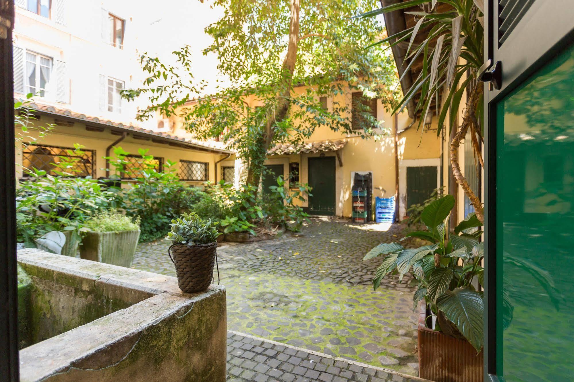 The Spanish Suite Piazza Di Spagna Rome Luaran gambar